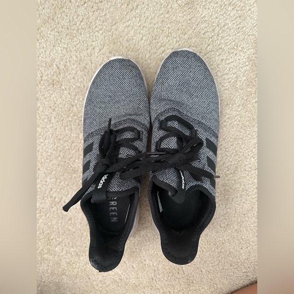 Adidas Womens Qt Racer Workout Casual Running Shoes Gray 8.5 - Picture 2 of 8